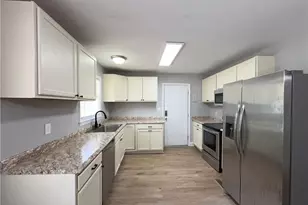 4438 Wellington Dr, Fayetteville, NC 28314 - Photo 10