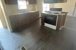 6306 Crestwood Ave, Fayetteville, NC 28304 - Photo 2
