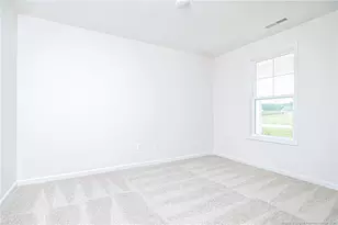 1924 Bulldog Ln, Hope Mills, NC 28348 - Photo 2