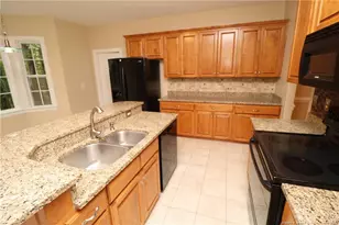 36 W Trafalgar Ct, Clayton, NC 27520 - Photo 10