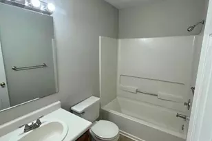 5570 Arapahoe Ct, Fayetteville, NC 28304 - Photo 24