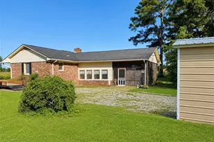 405 W Rd, Lumberton, NC 28358 - Photo 20