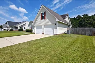 285 Belmont Dr, Raeford, NC 28376 - Photo 2