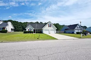 285 Belmont Dr, Raeford, NC 28376 - Photo 42