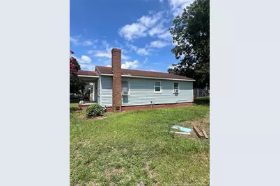 516 N Jones Street, Pembroke, NC 28372 - Photo 2
