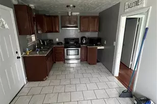 516 N Jones St, Pembroke, NC 28372 - Photo 6