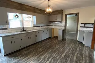 509 E 19th St, Lumberton, NC 28358 - Photo 18