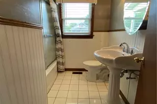 509 E 19th St, Lumberton, NC 28358 - Photo 12