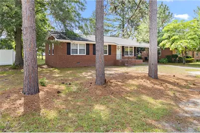 310 N 4th Street, Saint Pauls, NC 28384 - Photo 6