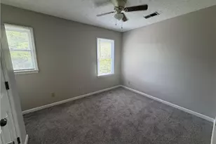 872 Hilton Dr, Fayetteville, NC 28311 - Photo 8