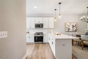 5709 Parker Pnes Ct, Raleigh, NC 27609 - Photo 6