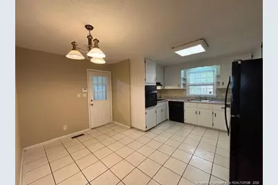 6204 Milford Drive, Fayetteville, NC 28303 - Photo 10