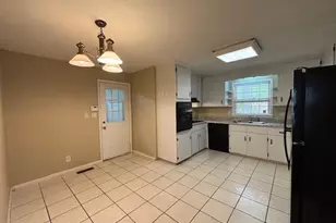 6204 Milford Dr, Fayetteville, NC 28303 - Photo 10