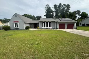 685 Glenola St, Fayetteville, NC 28311 - Photo 2