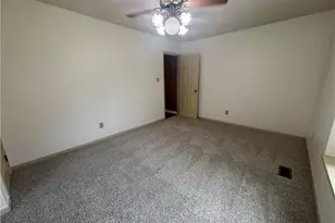 685 Glenola St, Fayetteville, NC 28311 - Photo 34