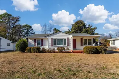 816 Sandalwood Drive, Fayetteville, NC 28304 - Photo 2