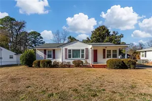 816 Sandalwood Dr, Fayetteville, NC 28304 - Photo 2