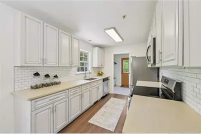160 Tray Street, Southern Pines, NC 28387 - Photo 2