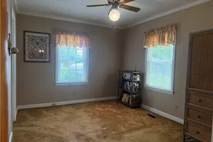 112 N Wright St, Raeford, NC 28376 - Photo 26