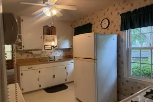 112 N Wright St, Raeford, NC 28376 - Photo 16