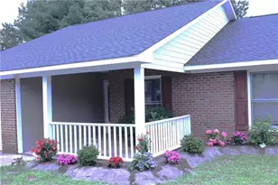 1635 Winnabow Dr, Fayetteville, NC 28304 - Photo 2