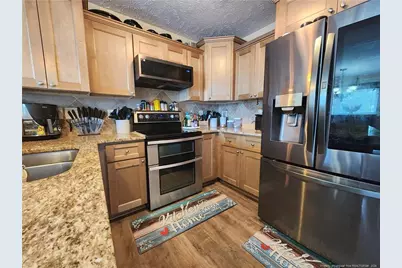 122 Middle Court, Raeford, NC 28376 - Photo 6