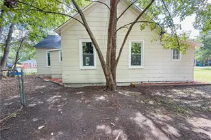 5552 River Rd, Hope Mills, NC 28348 - Photo 6