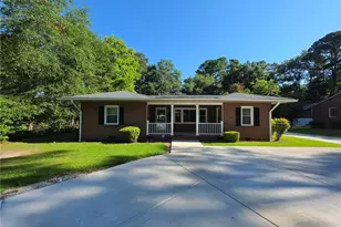 216 Country Club Dr, Fayetteville, NC 28301 - Photo 6