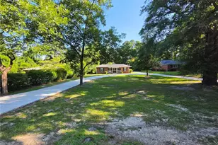 216 Country Club Dr, Fayetteville, NC 28301 - Photo 4