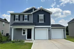 216 Melbourne Dr, Raeford, NC 28376 - Photo 2