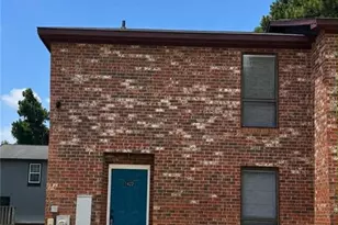 1422 Tangora Ln, Fayetteville, NC 28304 - Photo 1