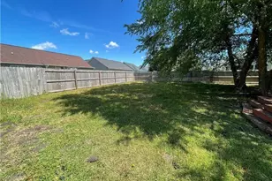 4320 Rocinta Ct Ct, Hope Mills, NC 28348 - Photo 4