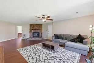 6979 Wickersham Dr, Fayetteville, NC 28314 - Photo 20