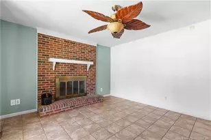 6808 Leeds Ct, Fayetteville, NC 28304 - Photo 2