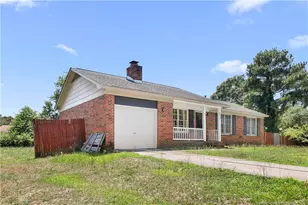 6808 Leeds Ct, Fayetteville, NC 28304 - Photo 30