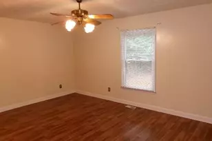 429 Oakgrove Dr, Fayetteville, NC 28314 - Photo 10