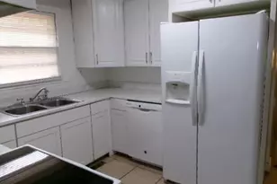 704 Mcneill Dr, Laurinburg, NC 28352 - Photo 12