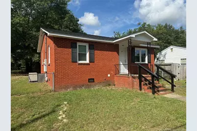 405 Laura Court, Spring Lake, NC 28390 - Photo 2