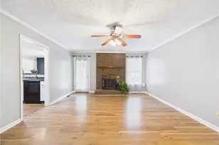 212 Fair Oaks Dr, Fayetteville, NC 28311 - Photo 2