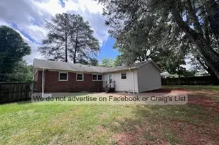 219 N Ingleside Dr, Fayetteville, NC 28303 - Photo 14