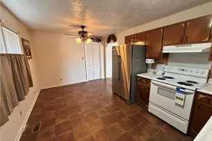 3241 Vardaman Ave, Hope Mills, NC 28348 - Photo 10