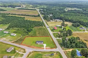 42 Ajax Rd, Saint Pauls, NC 28384 - Photo 2