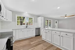 4701 Beaufort Dr, Fayetteville, NC 28304 - Photo 6