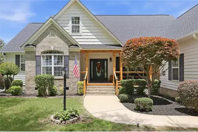 2561 Rodeo Drive, Linden, NC 28356 - Photo 2