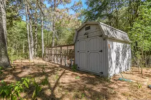 21181 Traders Rd, Laurel Hill, NC 28351 - Photo 10