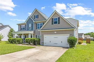 6613 Planters Row Dr, Hope Mills, NC 28348 - Photo 4