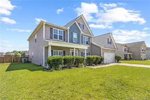 6613 Planters Row Dr, Hope Mills, NC 28348 - Photo 2
