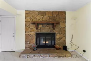 6870 Beaver Stone Dr, Fayetteville, NC 28314 - Photo 10