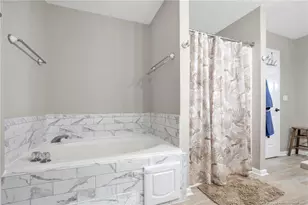 6817 Tanager Ct, Fayetteville, NC 28306 - Photo 22