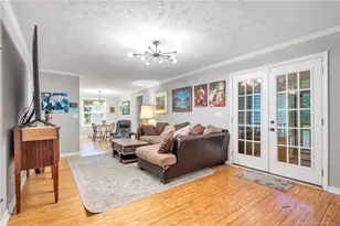 6817 Tanager Ct, Fayetteville, NC 28306 - Photo 8